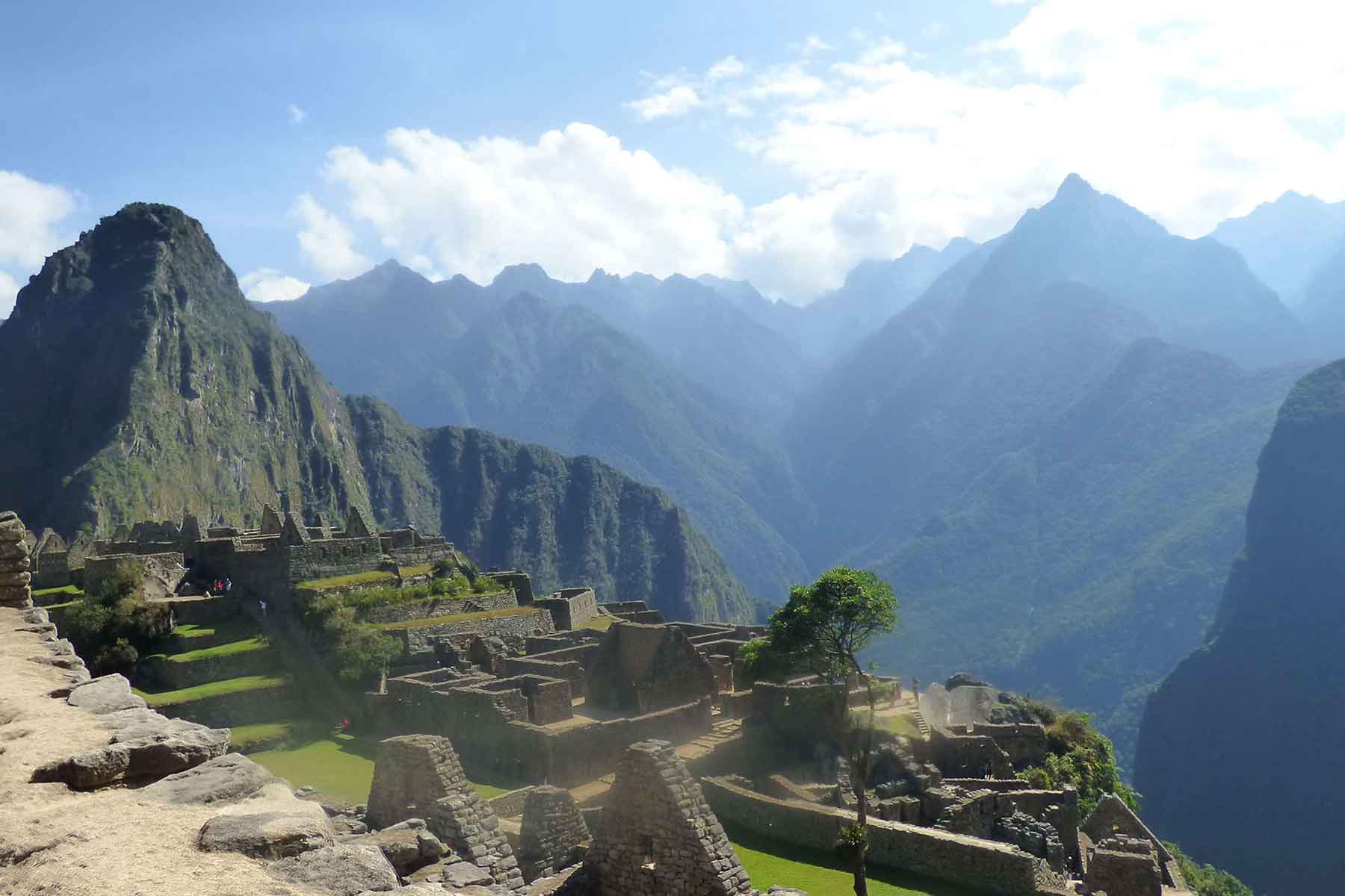 5 Days Cusco Machu Picchu Rainbow Tour Package