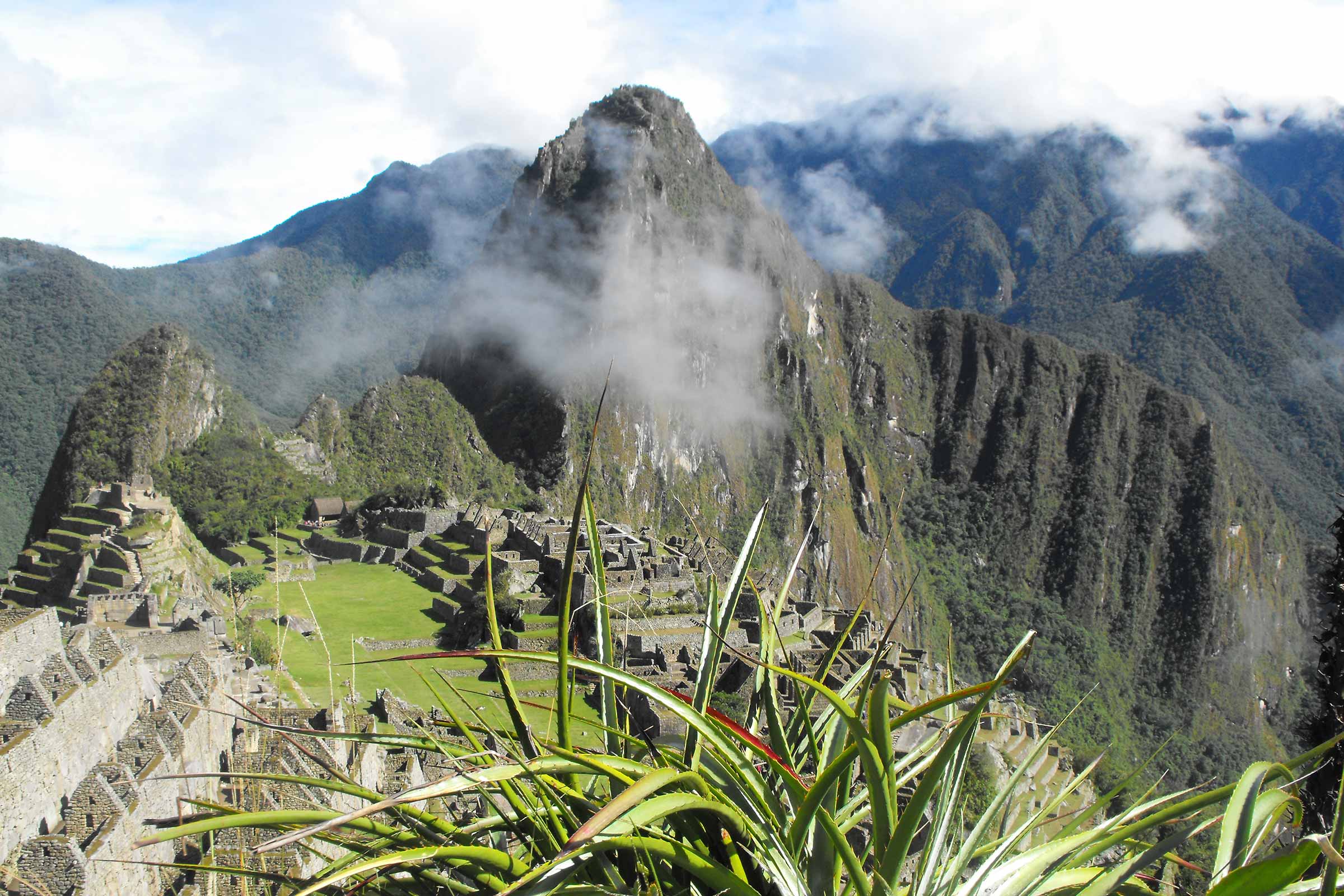 2 Day Machu Picchu by Bus – Bus Tickets to Machu Picchu
