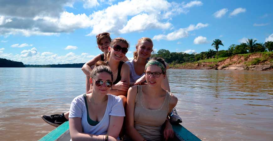 4 Day Upper Tambopata Chuncho Macaw Clay Lick and Sandoval Lake